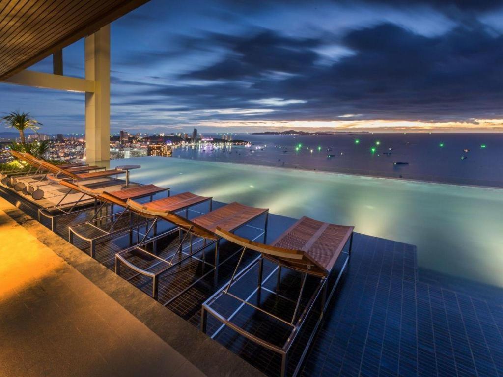 芭提雅fnb Central 无边泳池 Pattaya Dış mekan fotoğraf